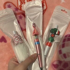 Holiday Pens Set